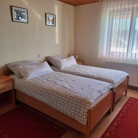 Valjavec 3* Kranj