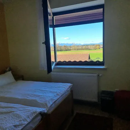 Valjavec Bed & Breakfast 3*